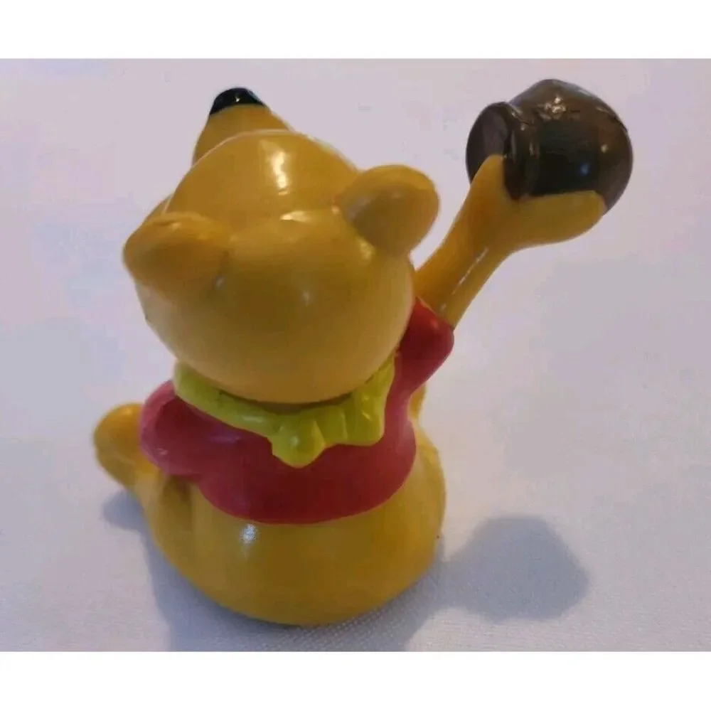DISNEY WINNIE THE POOH FIGURE 2